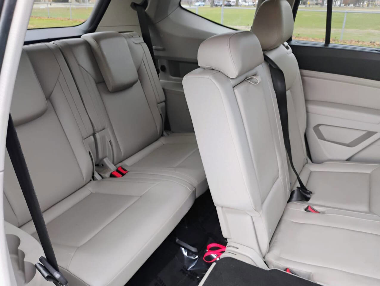Used 2018 Volkswagen Atlas SE FWD image 11