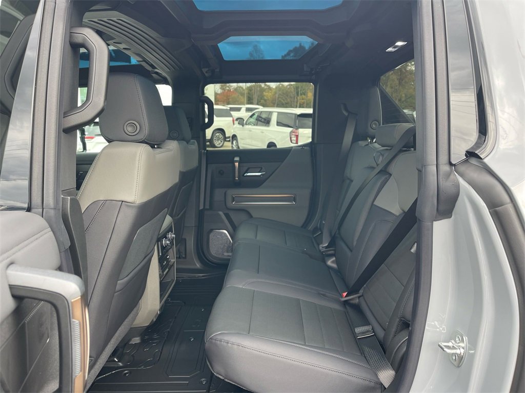 New 2025 GMC Hummer EV 3X w/ Extreme Off-Road Package image 13