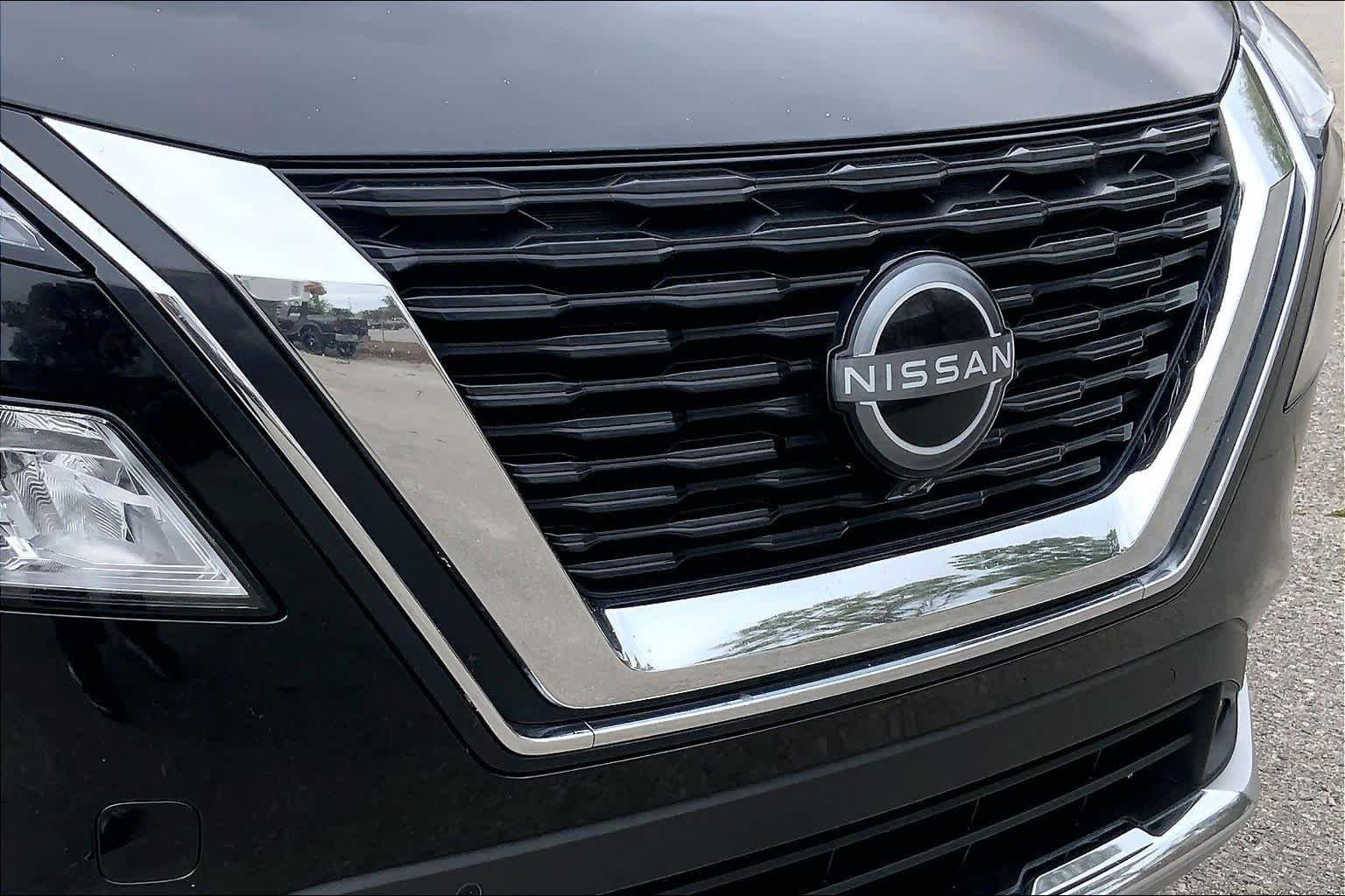 Used 2022 Nissan Rogue Platinum w/ Head-Up Display Package FWD image 30