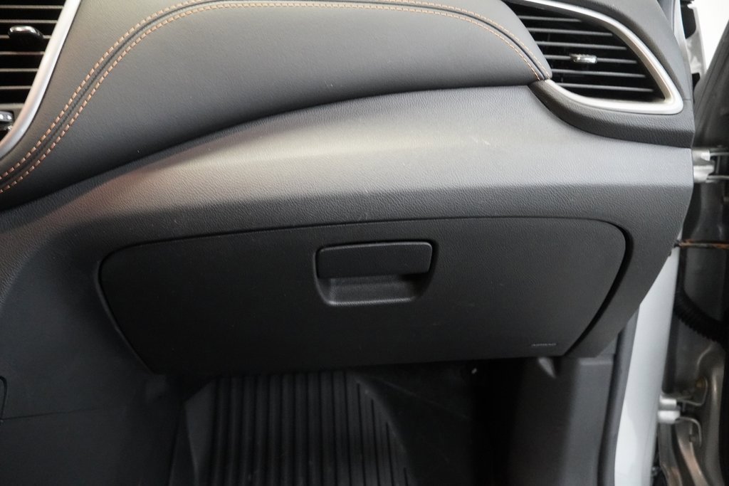 Used 2021 Chevrolet Trax LS image 33