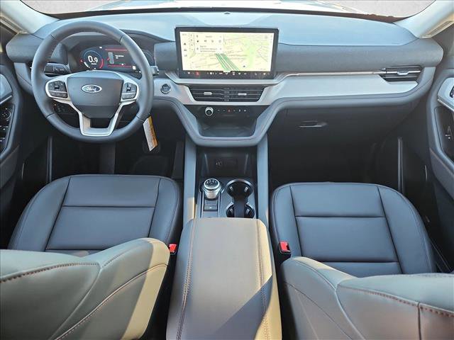 New 2026 Ford Explorer Active w/ Active Comfort Package image 15