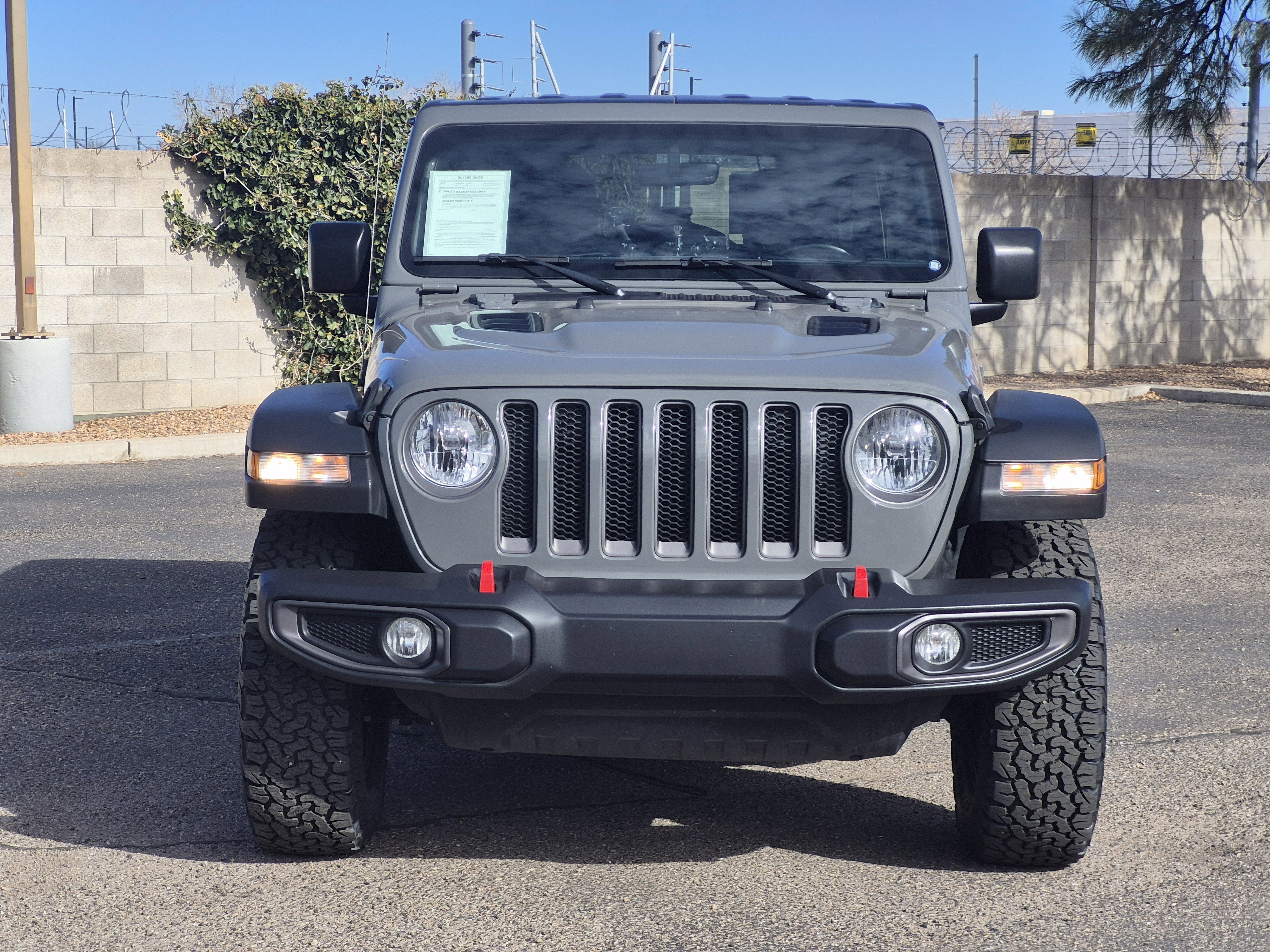 Used 2022 Jeep Wrangler Unlimited Rubicon image 2