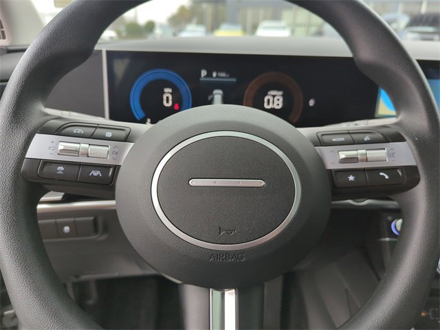 Used 2025 Hyundai Tucson SE image 37