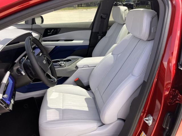 New 2026 Cadillac Optiq Luxury 2 RWD image 20