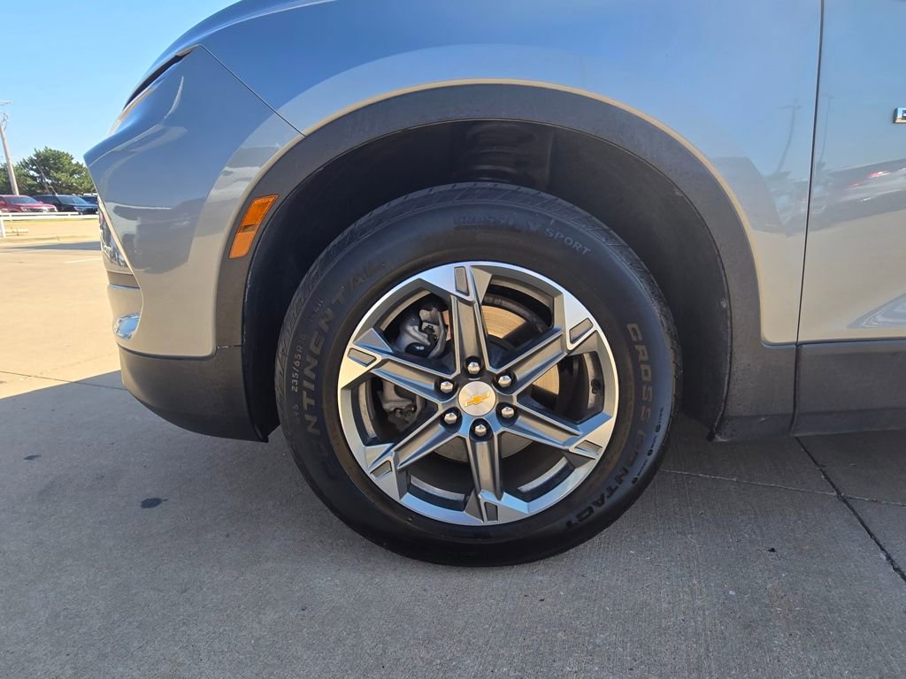 Used 2024 Chevrolet Blazer LT image 9