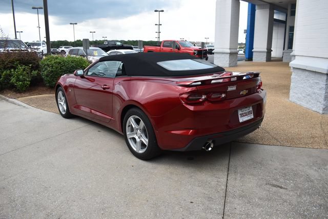 Used 2023 Chevrolet Camaro LT w/ Technology Package RWD image 6