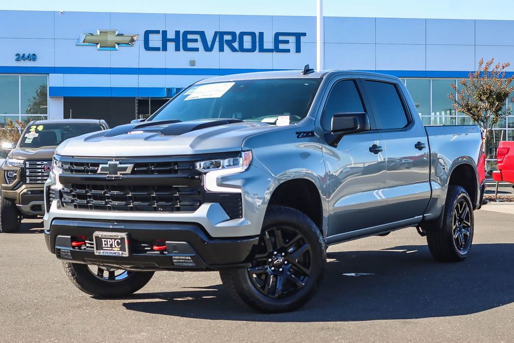 New 2026 Chevrolet Silverado 1500 LT Trail Boss w/ LPO, Dark Essentials Package