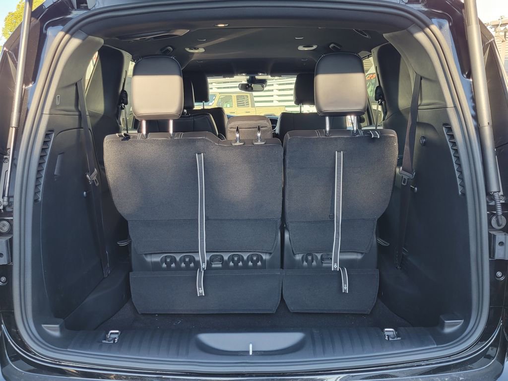 New 2026 Chrysler Pacifica Select FWD image 19