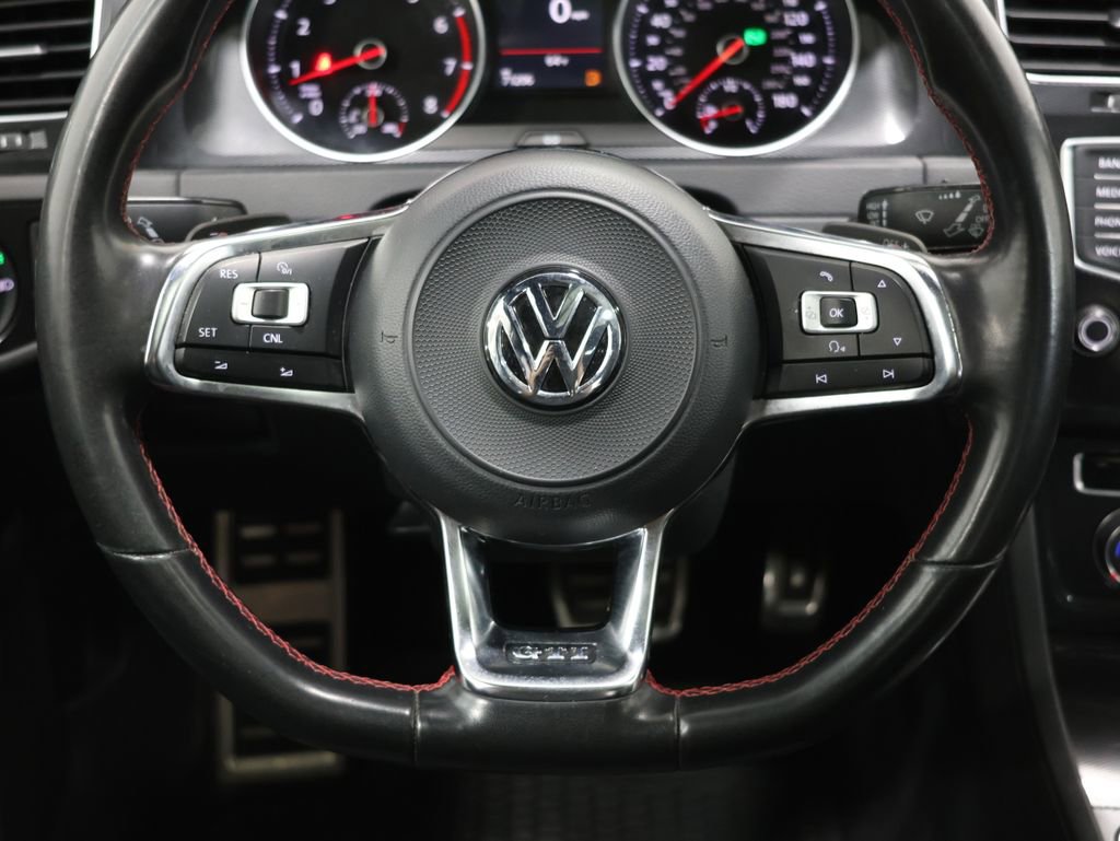 Used 2017 Volkswagen GTI SE FWD image 17