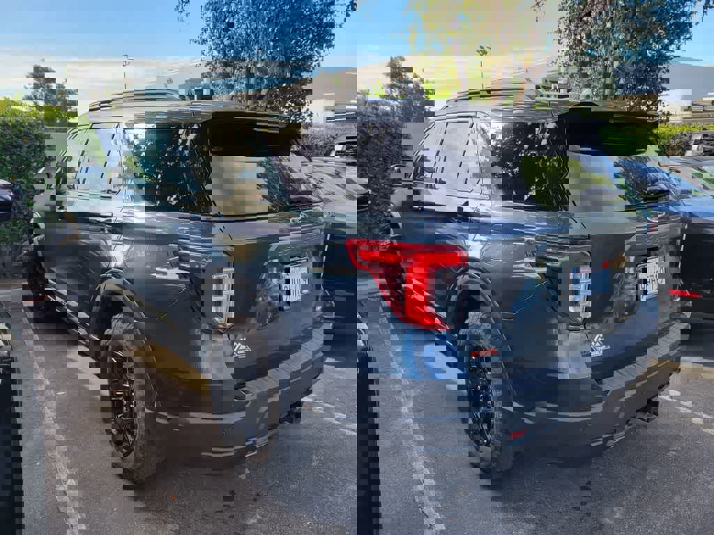 Used 2022 Ford Explorer Timberline image 3