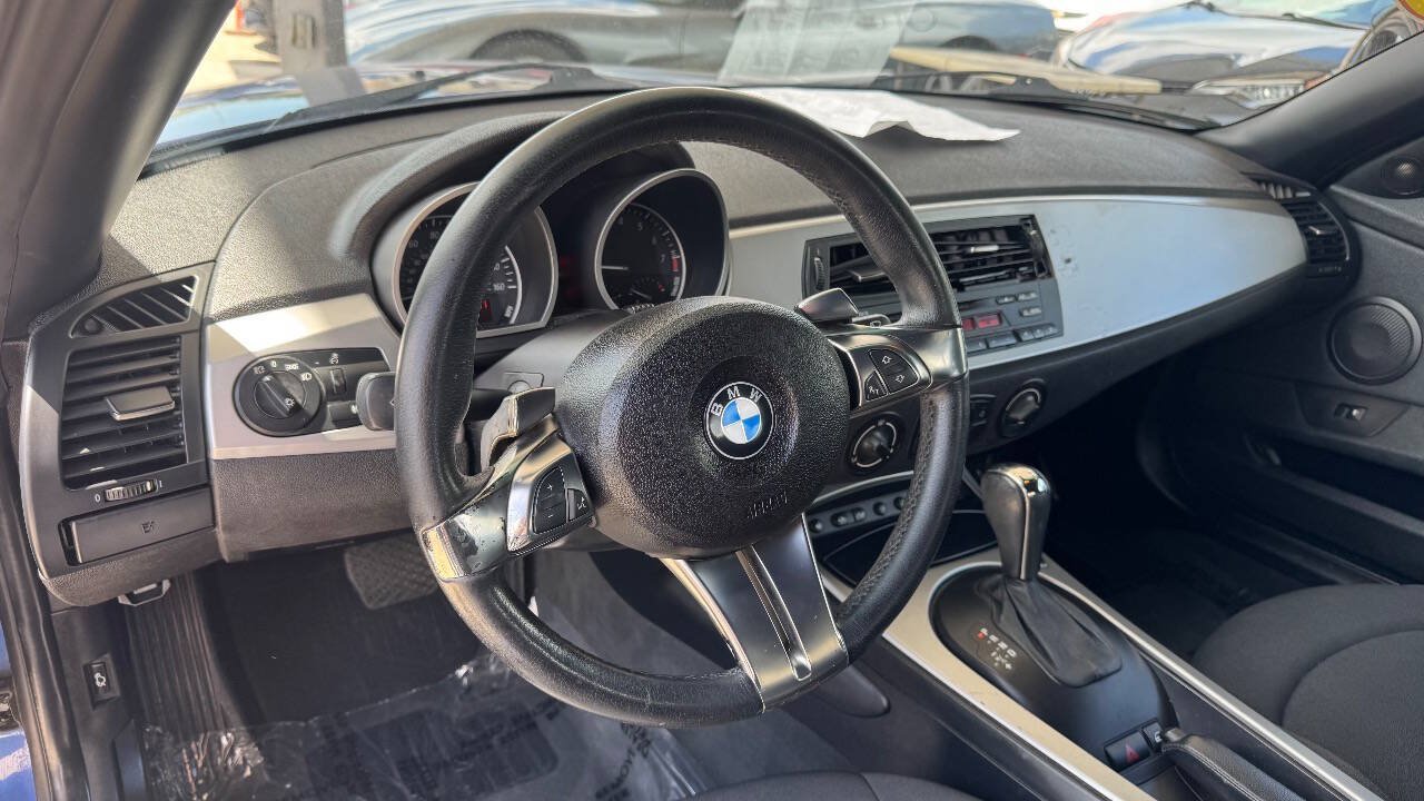 Used 2007 BMW Z4 3.0i RWD image 11