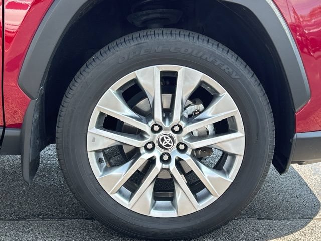 Used 2023 Toyota RAV4 Limited w/ Limited Grade Weather Package AWD/4WD image 15