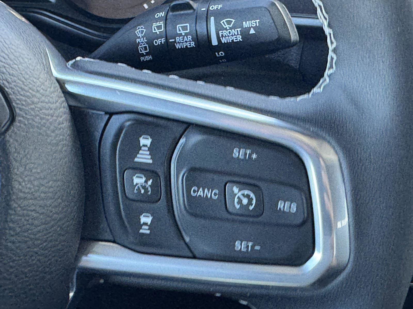 Certified 2025 Jeep Wrangler Sahara w/ Safety Group AWD/4WD image 19