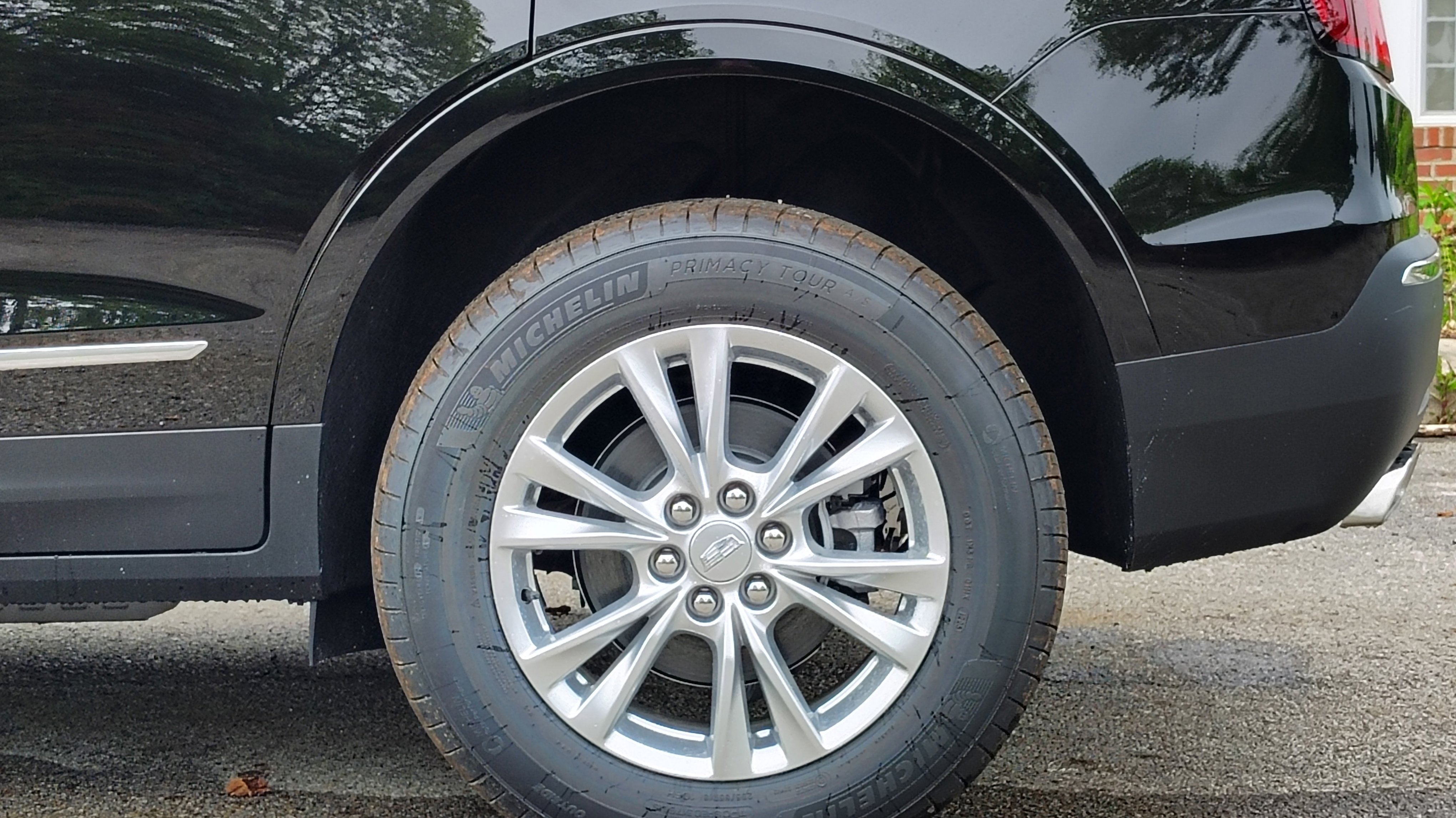 New 2025 Cadillac XT5 Luxury w/ LPO, Floor Liner Package image 39