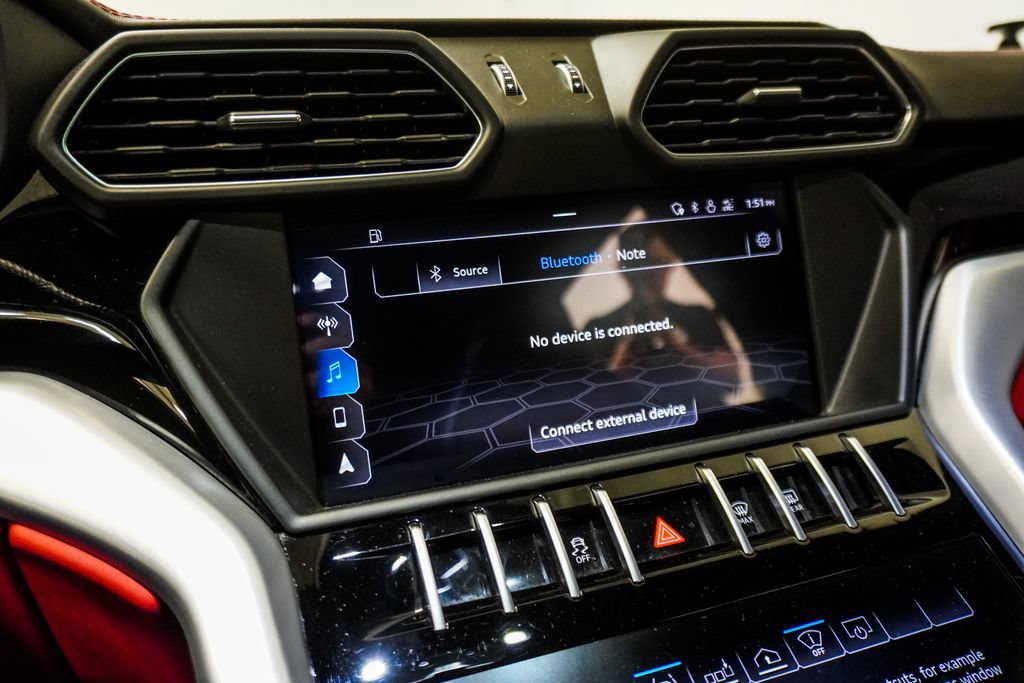 Used 2019 Lamborghini Urus AWD/4WD image 27