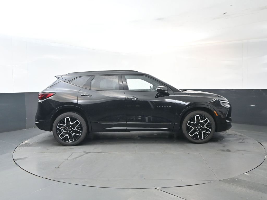 Used 2024 Chevrolet Blazer RS w/ Enhanced Convenience Package AWD/4WD image 6