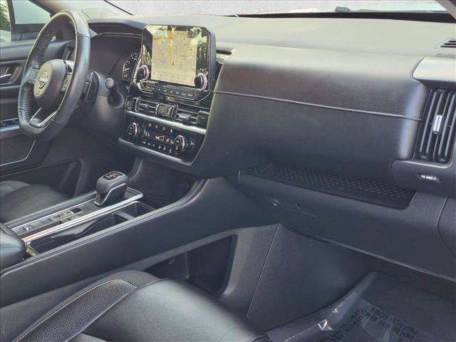 Used 2023 Nissan Pathfinder SL w/ SL Premium Package FWD image 22
