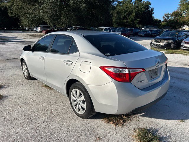 Used 2016 Toyota Corolla LE FWD image 3
