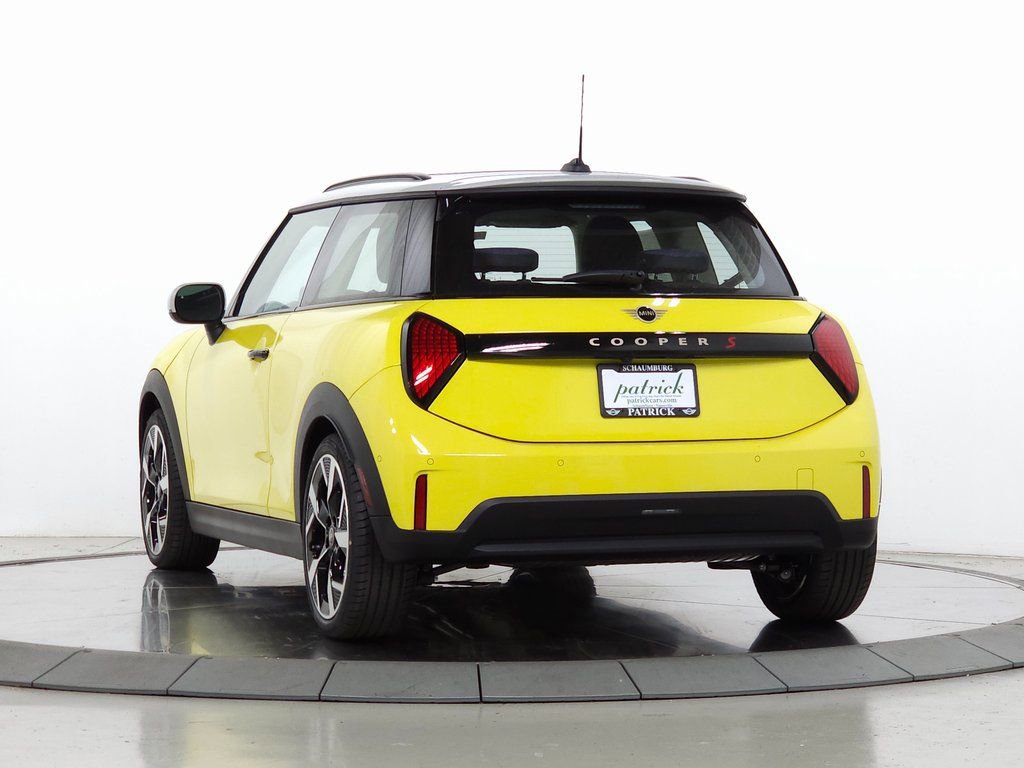 Used 2025 MINI Cooper S FWD image 6