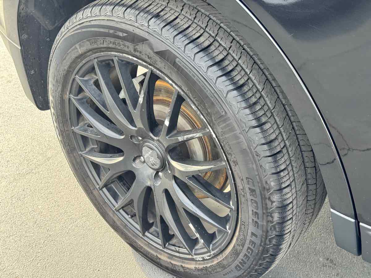 Used 2013 Ford Edge Limited FWD image 22