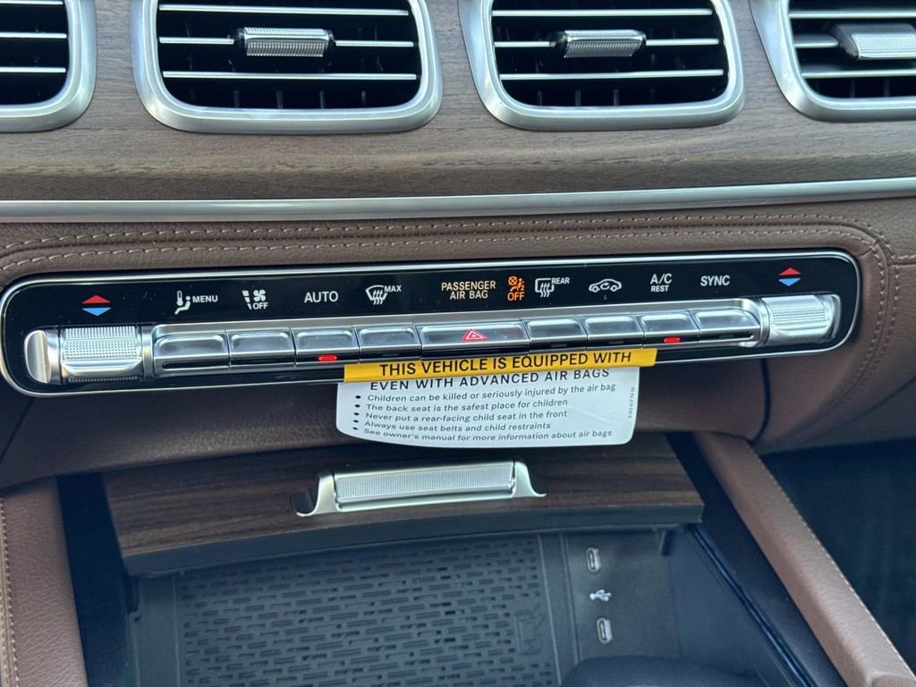 New 2026 Mercedes-Benz GLS 580 4MATIC image 27