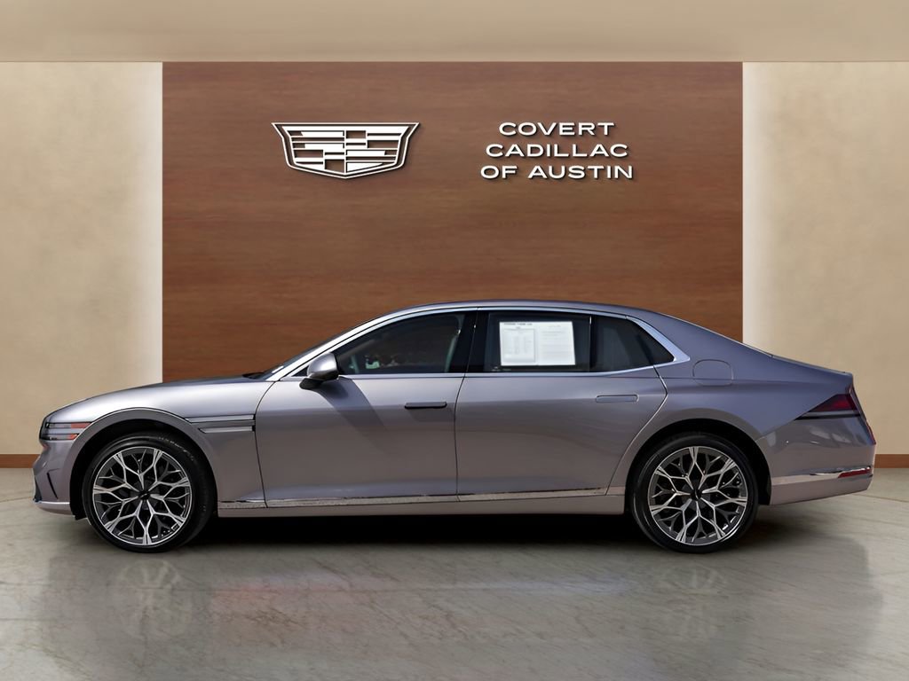 Used 2025 Genesis G90 3.5T AWD/4WD image 2