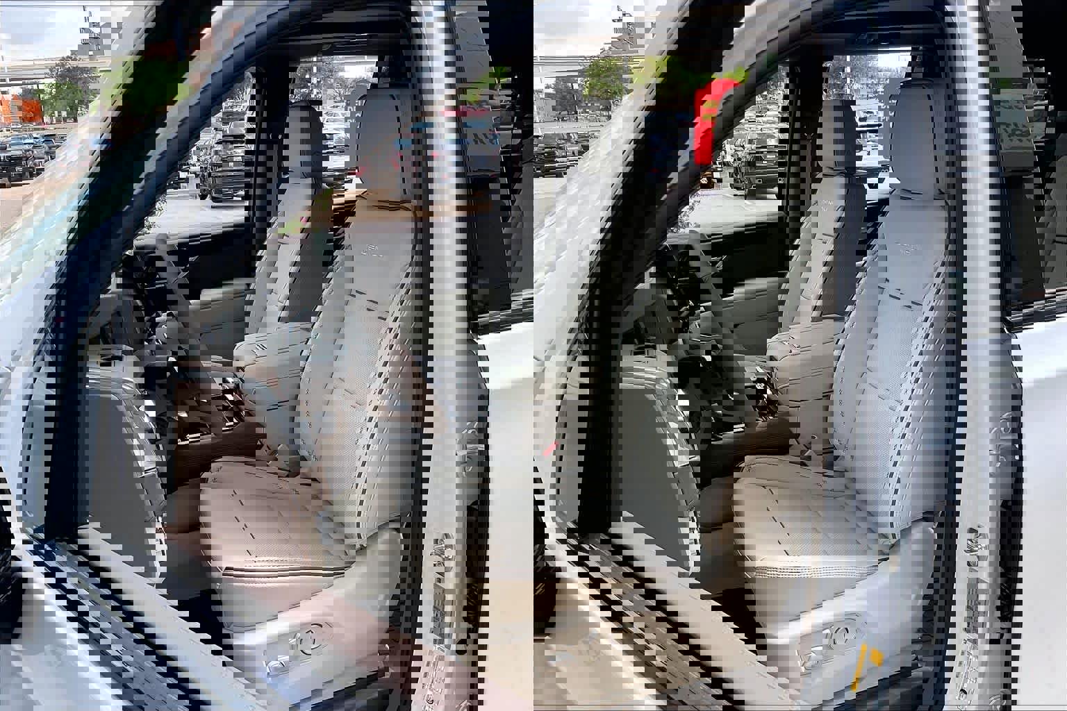 New 2026 GMC Yukon Denali w/ Sun & Power Step Package image 18