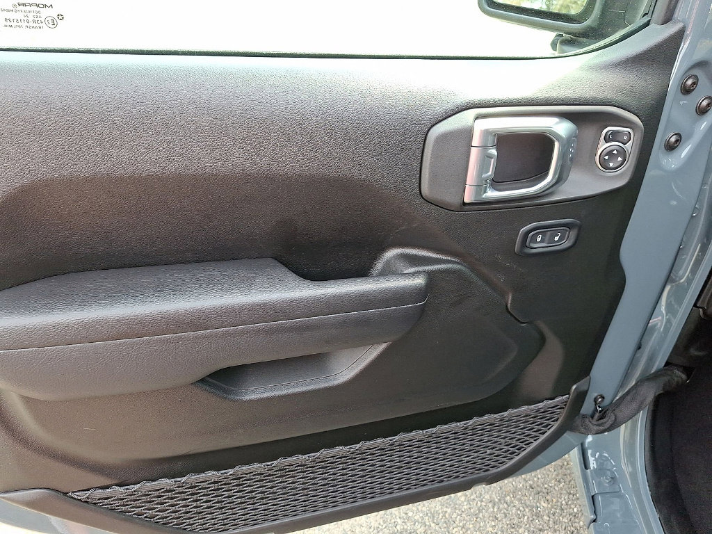 Certified 2024 Jeep Wrangler Sport S image 10