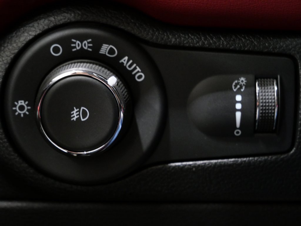 Used 2022 Dodge Durango R/T w/ Tow 'N Go Package image 15