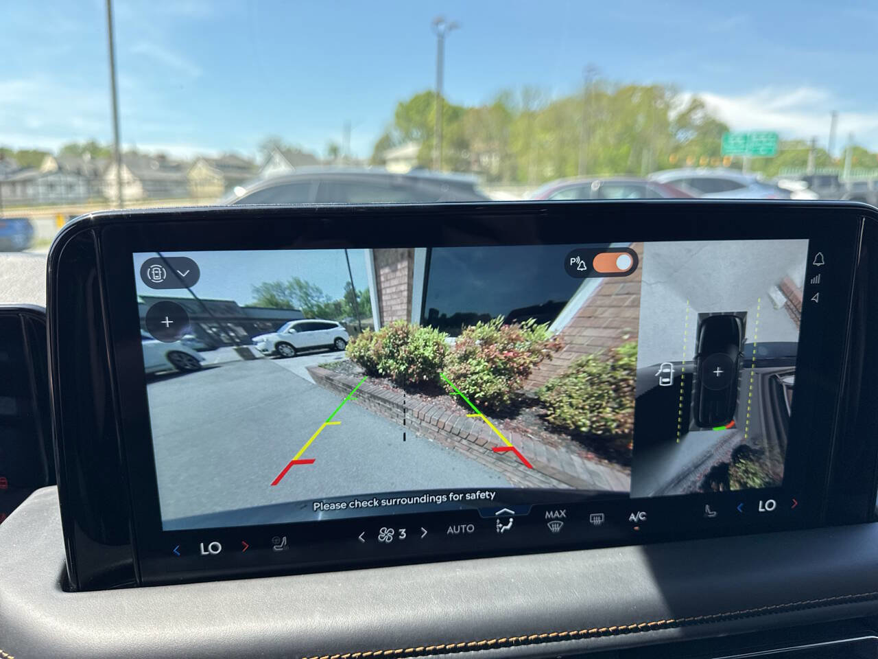 Used 2025 Lincoln Aviator Black Label w/ Jet Appearance Package AWD/4WD image 38