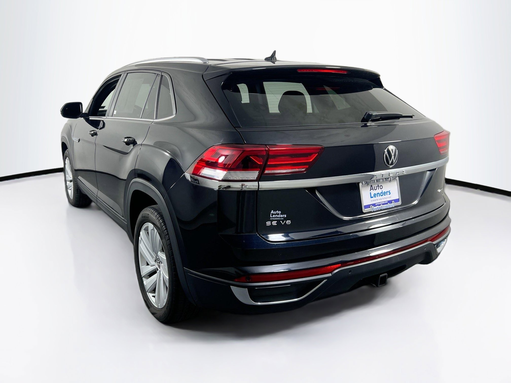 Used 2023 Volkswagen Atlas Cross Sport SE image 7