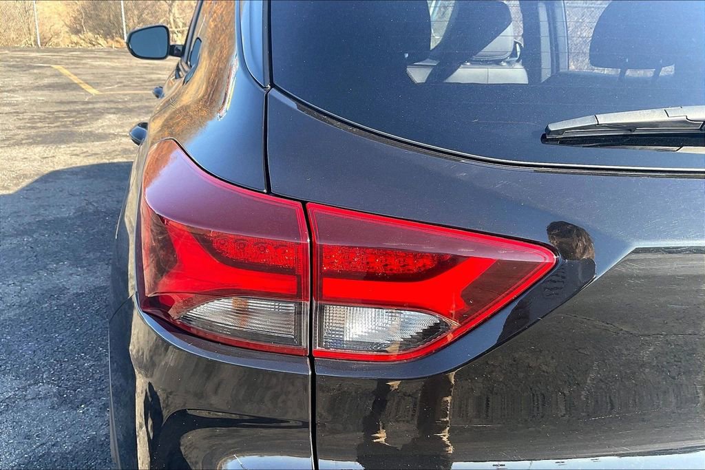 Used 2023 Chevrolet TrailBlazer ACTIV w/ Sun and Liftgate Package image 25