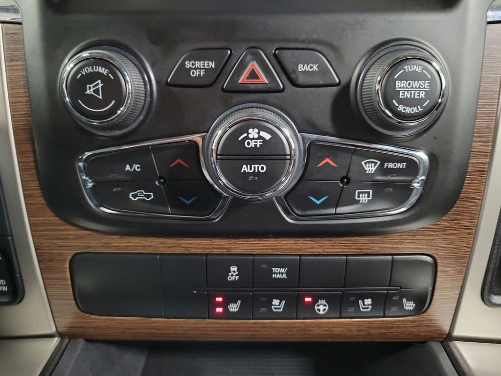 Used 2015 RAM 1500 Laramie w/ Convenience Group image 18