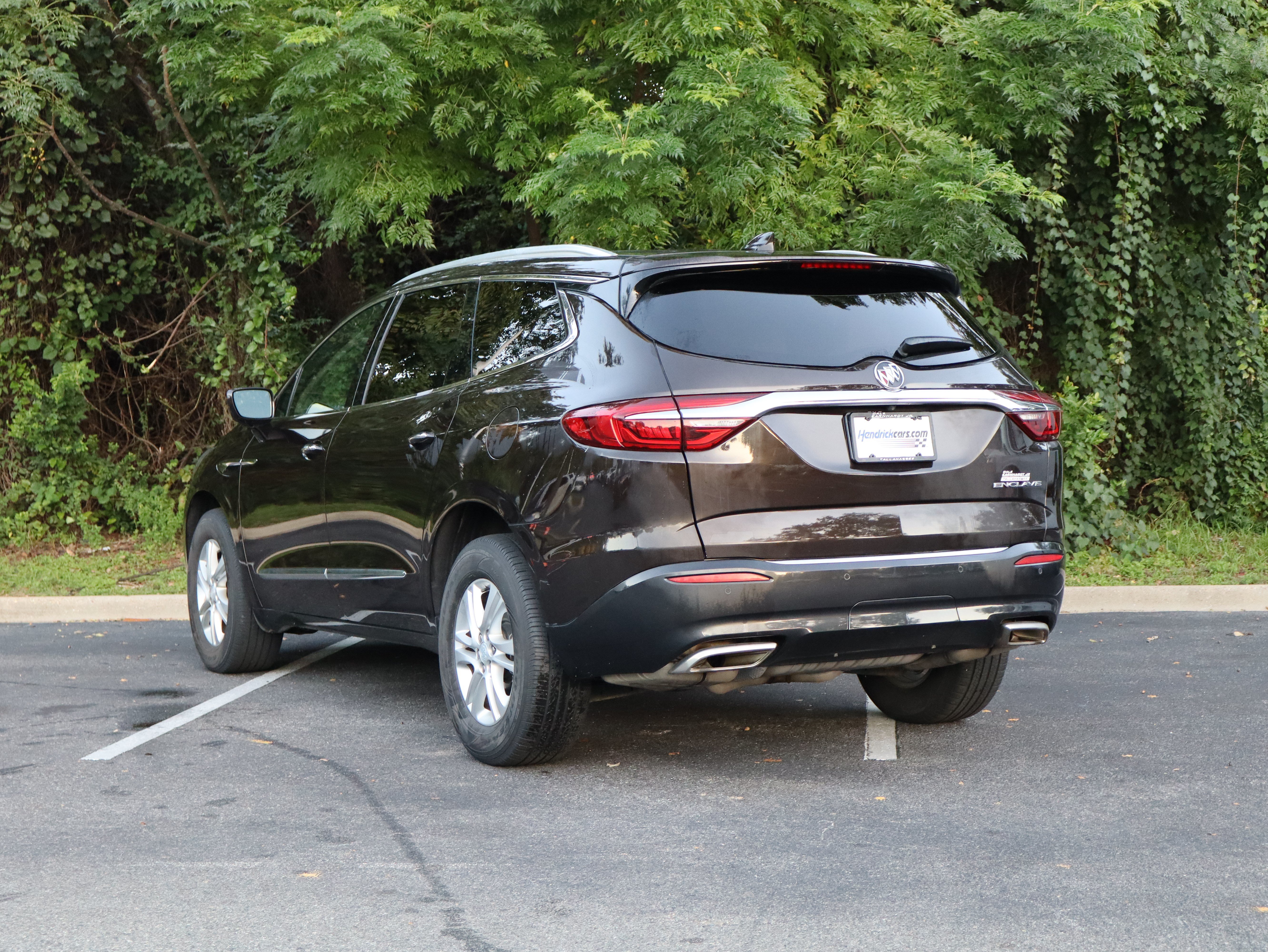 Used 2019 Buick Enclave Essence FWD image 7