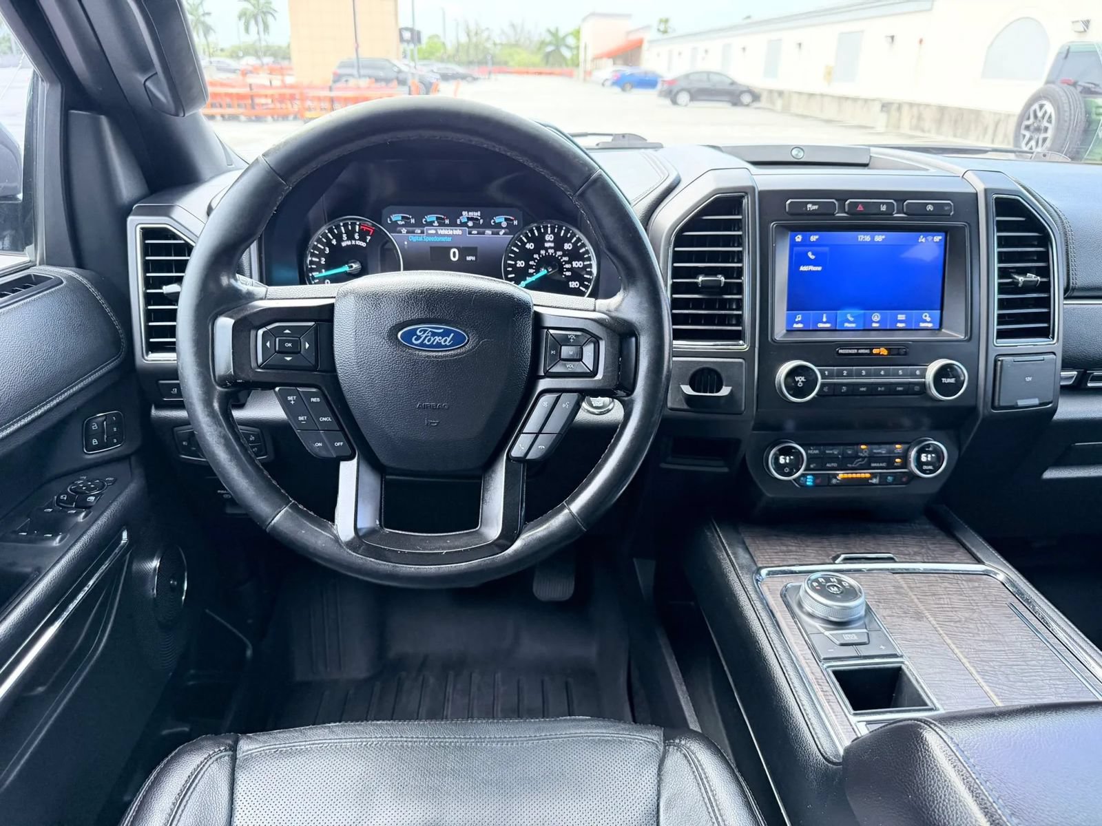 Used 2020 Ford Expedition Max Limited RWD image 29