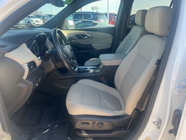 Used 2022 Chevrolet Traverse LT image 12