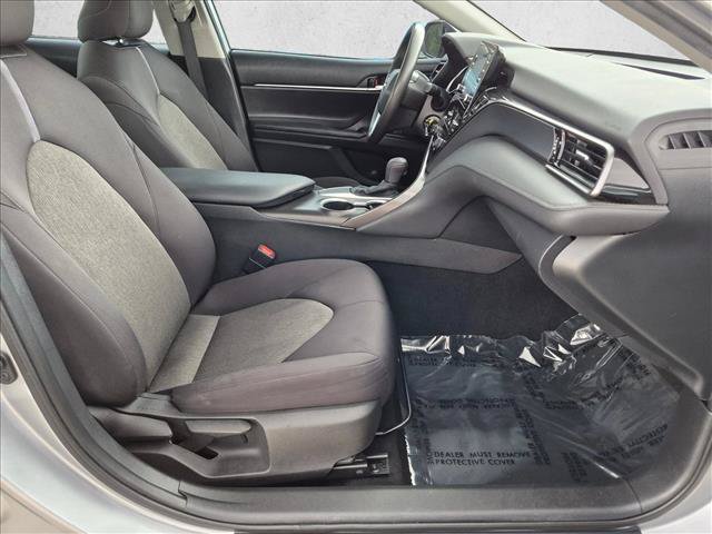 Used 2021 Toyota Camry LE FWD image 19