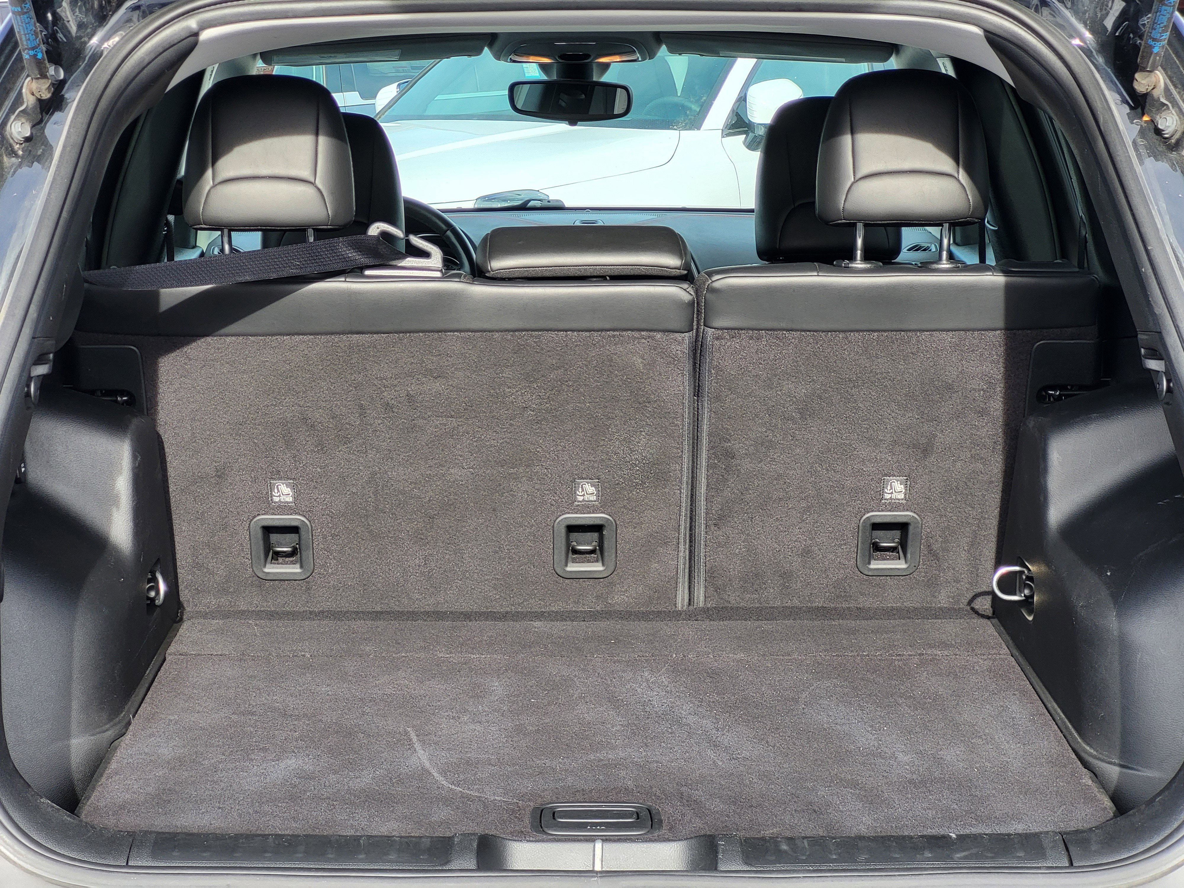 Used 2020 Jeep Cherokee Trailhawk w/ Cold Weather Group image 14