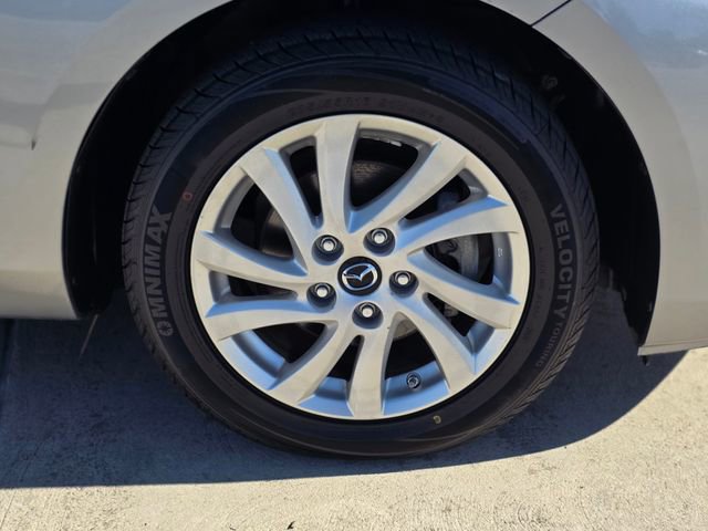 Used 2013 MAZDA MAZDA3 i Grand Touring w/ Tech Pkg image 6