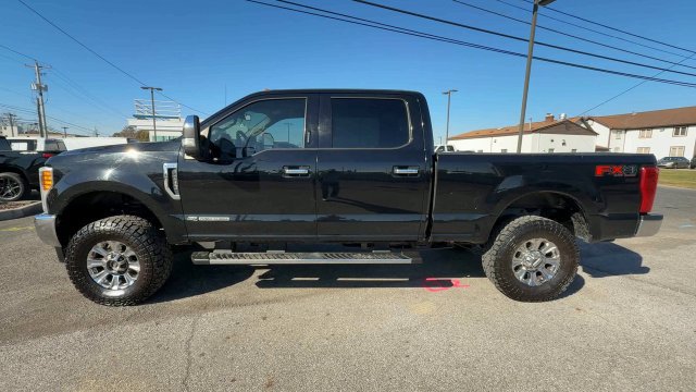 Used 2017 Ford F250 Lariat w/ Chrome Package AWD/4WD image 5