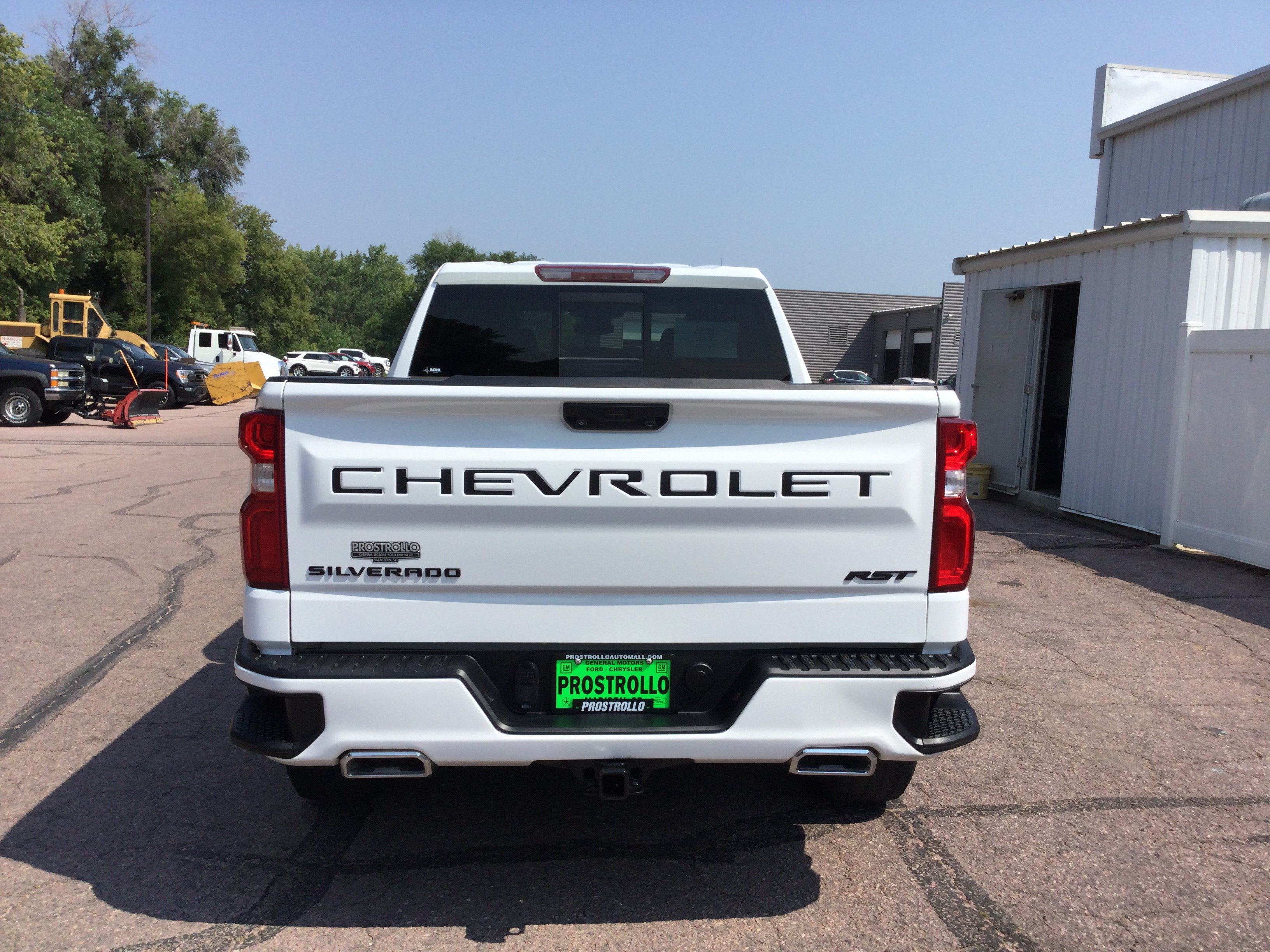 Used 2022 Chevrolet Silverado 1500 RST w/ Convenience Package II AWD/4WD image 4