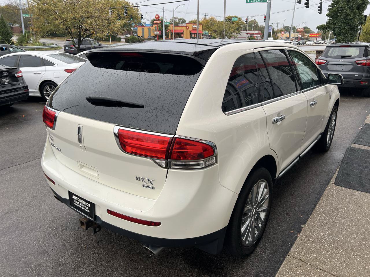 Used 2013 Lincoln MKX AWD image 7
