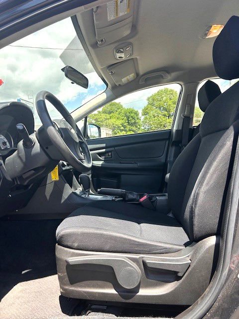 Used 2012 Subaru Impreza 2.0i image 6