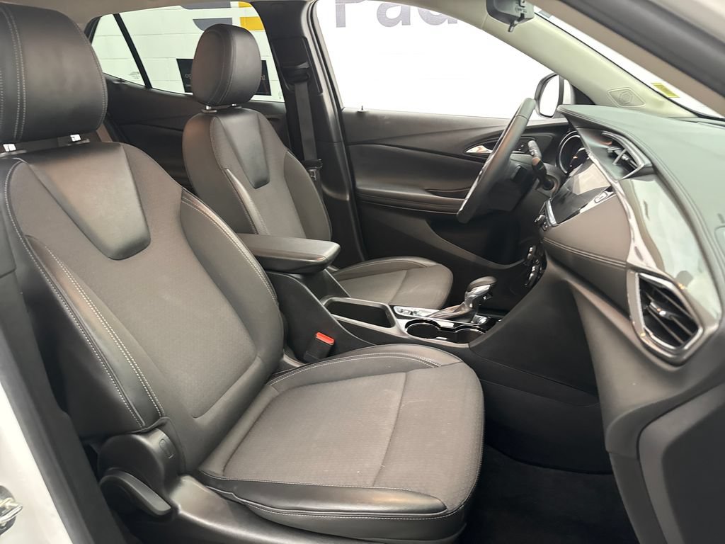 Certified 2023 Buick Encore GX Preferred w/ Cold Weather Comfort Package FWD image 31