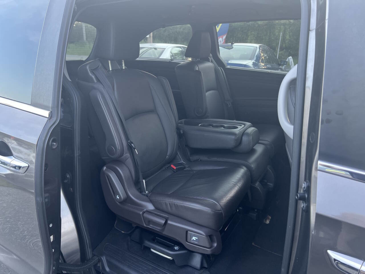 Used 2018 Honda Odyssey Touring image 12