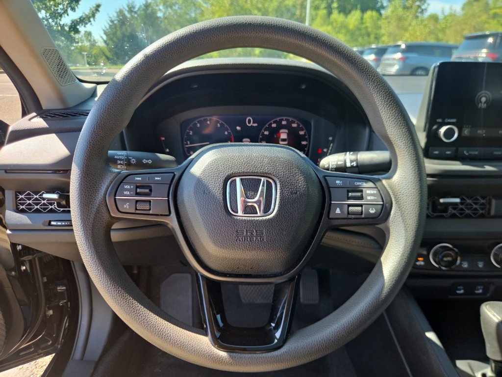 Used 2024 Honda Accord EX image 31