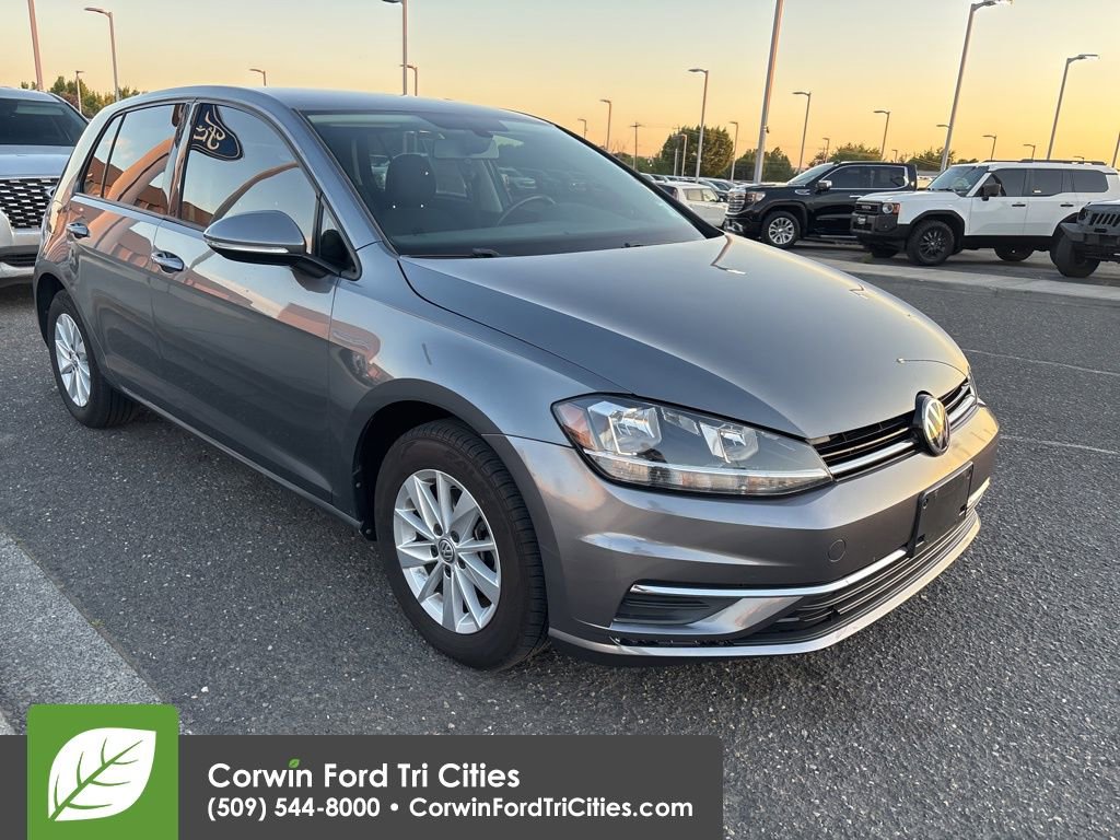 Used 2019 Volkswagen Golf S FWD image 1