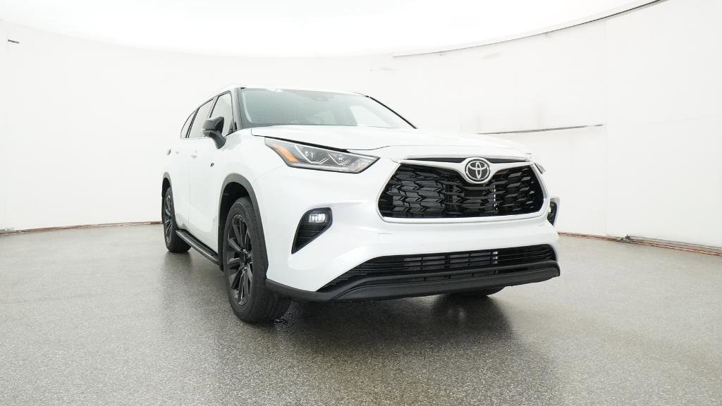 New 2025 Toyota Highlander Limited image 31