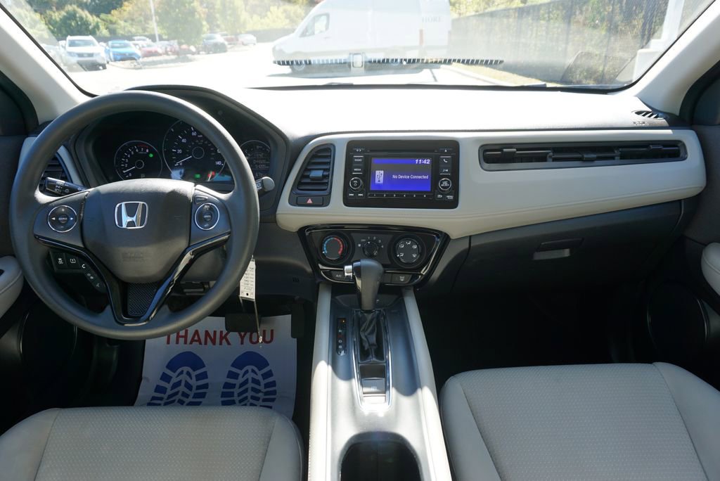 Used 2020 Honda HR-V LX image 49