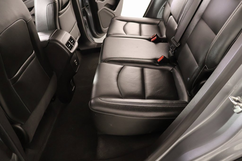 Used 2024 GMC Terrain SLT image 12